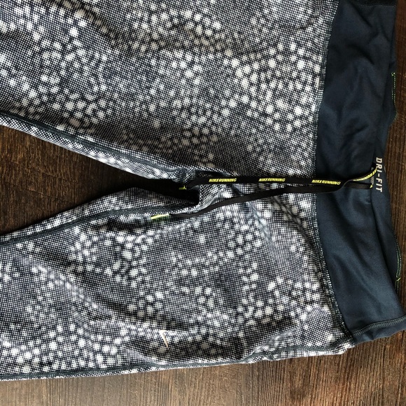 DrI FIT NIKE polka dot blue Capri running tights - Picture 4 of 5